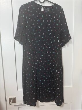 Black Short Sleeve Bird Print Swing Dress